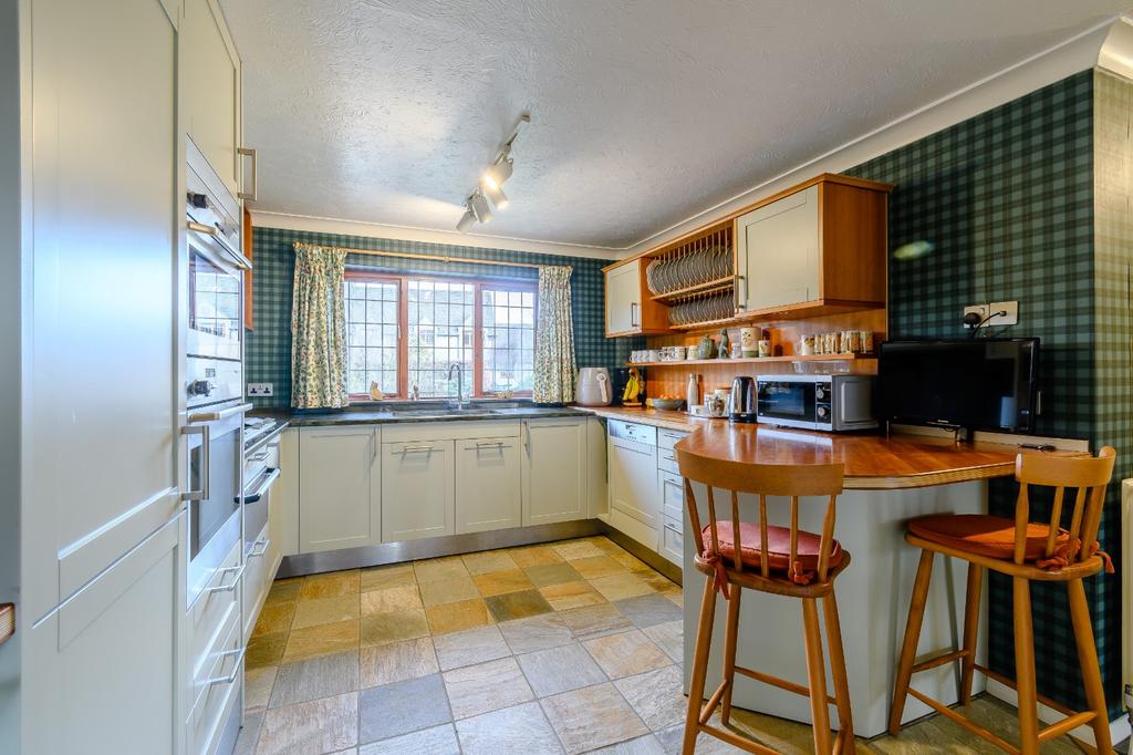 Kitchen 1