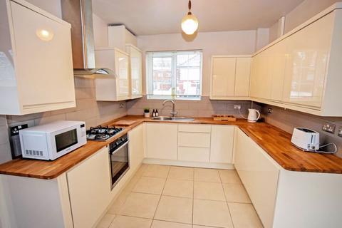 6 Chestnut Avenue, Worsley, Manchester, M28 7EE