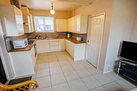 6 Chestnut Avenue, Worsley, Manchester, M28 7EE