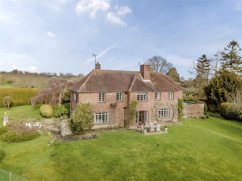 Busbridge Road, Loose, Maidstone, Kent, ME15 5 bed detached house £