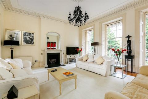 26 Caledonia Place, Bristol, BS8 4DL