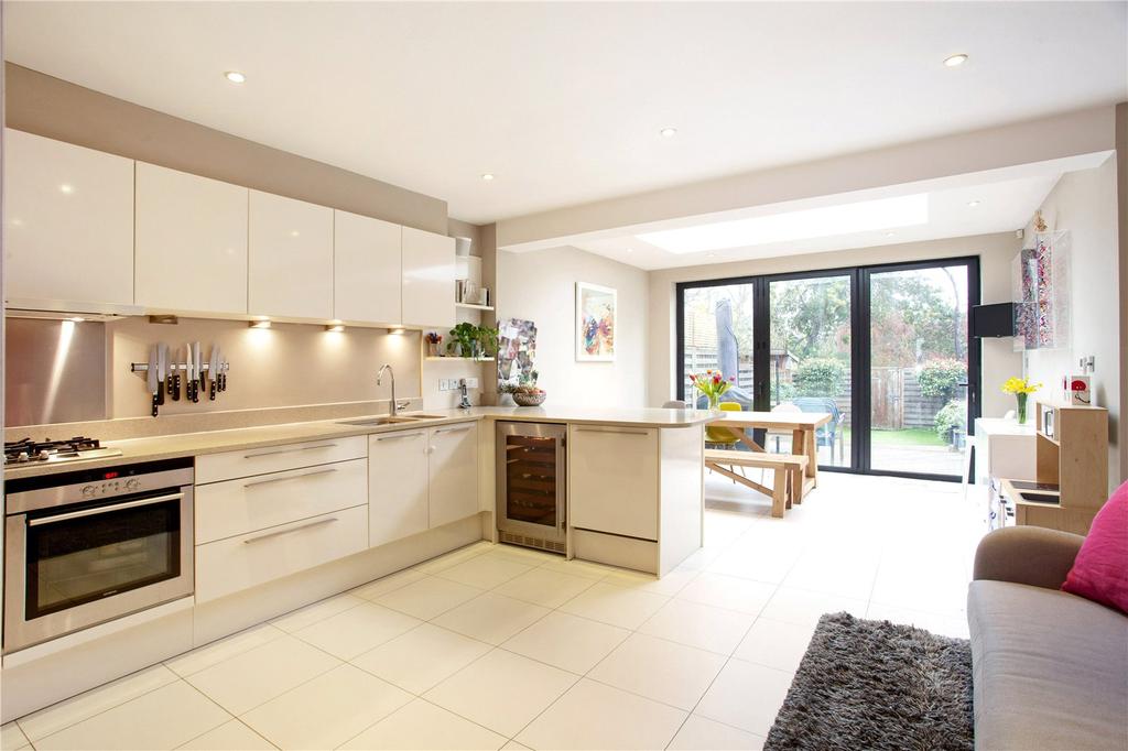 Howards Lane, Putney, London, SW15 4 bed terraced house £1,295,000