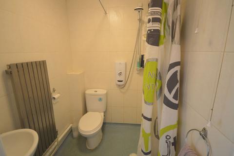 9 Archery Road, Cirencester, GL7 1AS