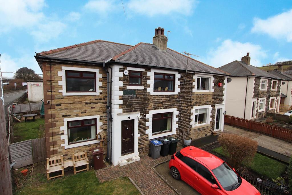 Daleside Road, Shipley 4 bed semidetached house £185,000