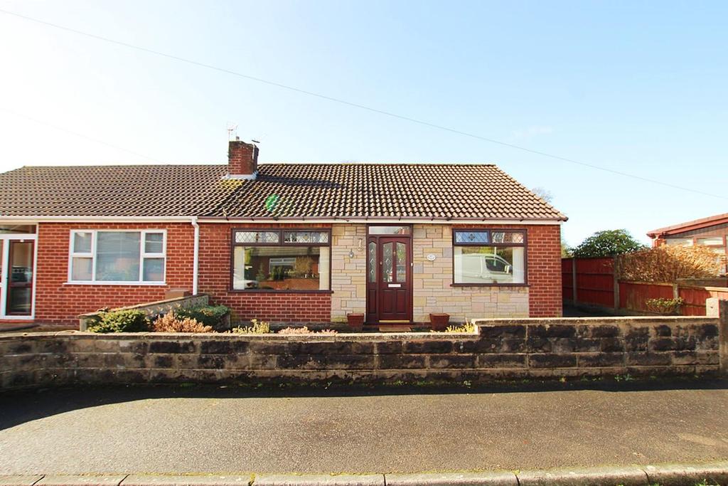 Dellside Close, AshtoninMakerfield, Wigan, WN4 3 bed semidetached