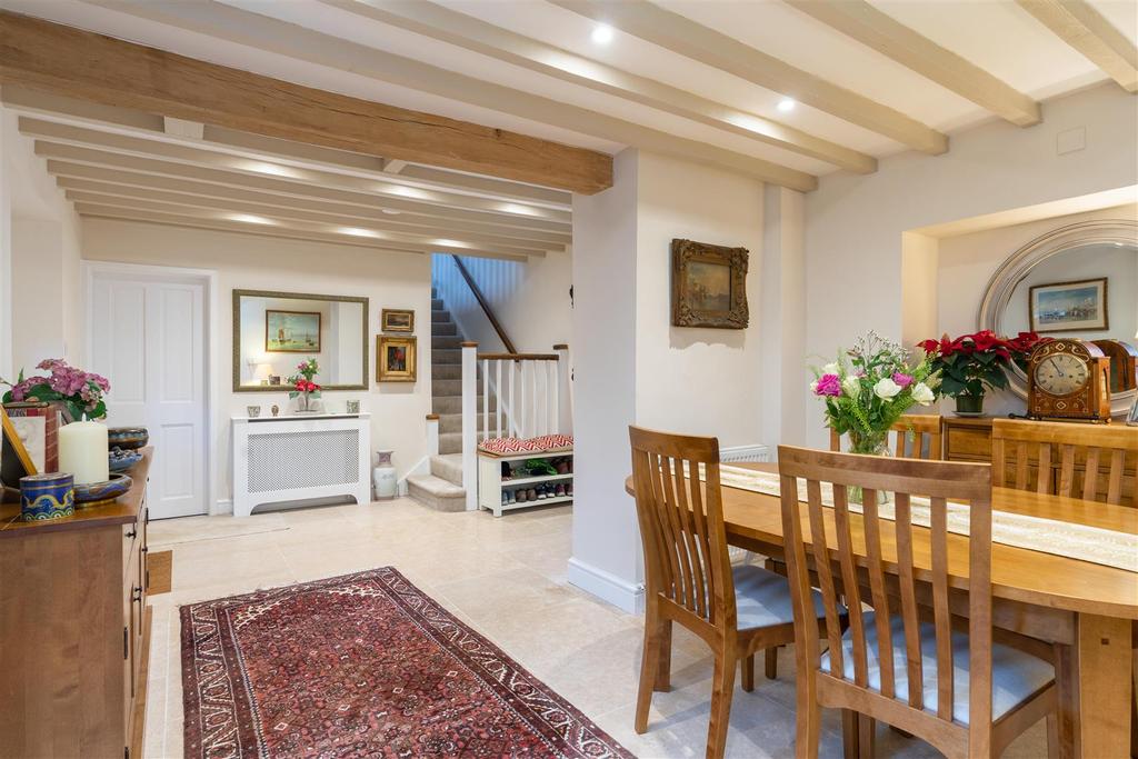 Clapton Row, Bourton on the Water, Gloucestershire 4 bed cottage £650,000