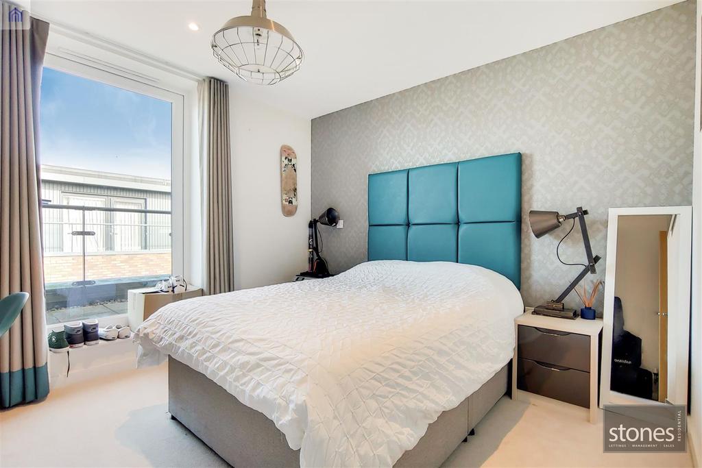 5 Bedroom 3-0.jpg