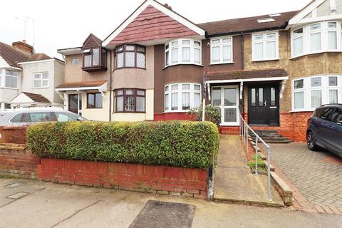 102 Holmsdale Grove, Bexleyheath, DA7 6NY