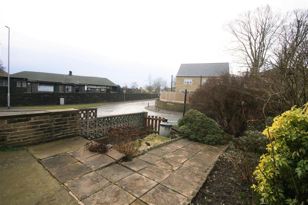 Bramley Lane, Halifax 2 bed cottage for sale £125,000