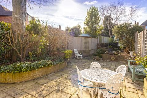 The Swallows, 1 Browning Road, Worthing, BN11 4NS