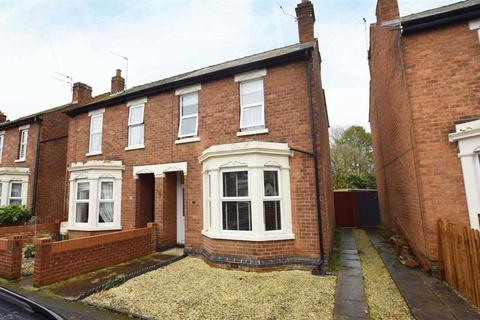 72 Deans Way, Gloucester, GL1 2QD