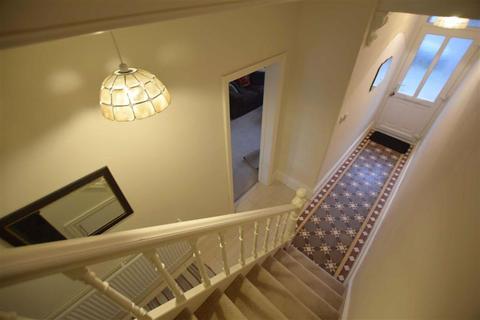 72 Deans Way, Gloucester, GL1 2QD