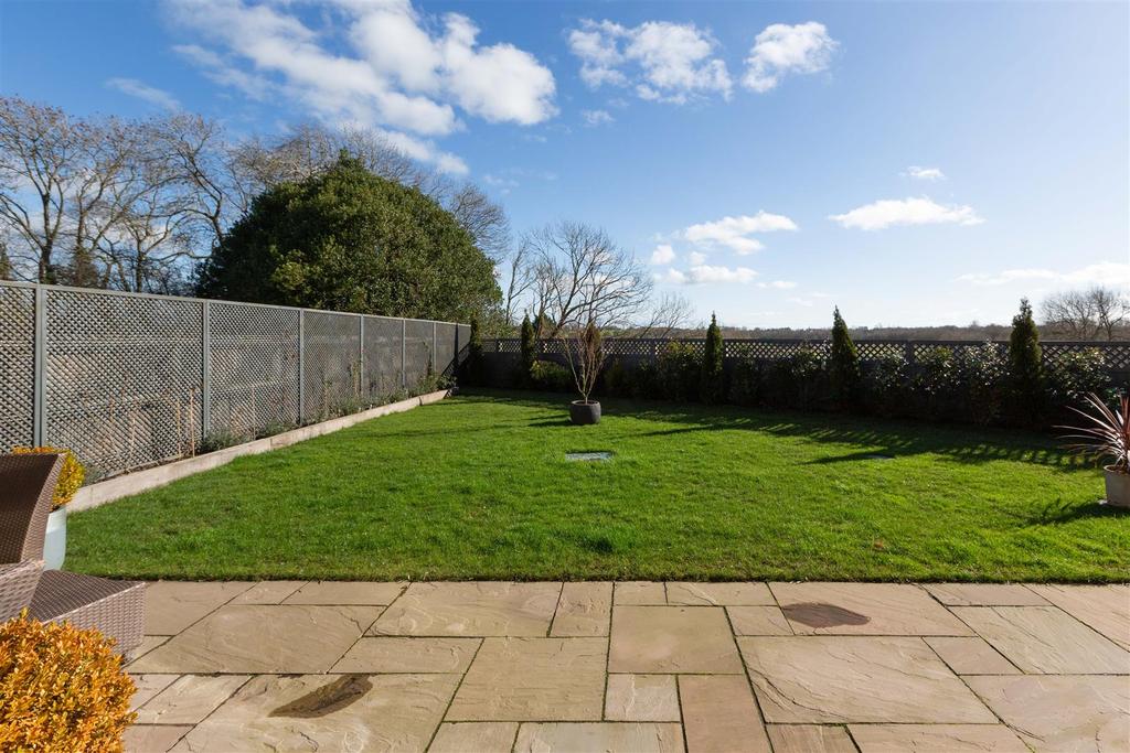 Garden3.jpg