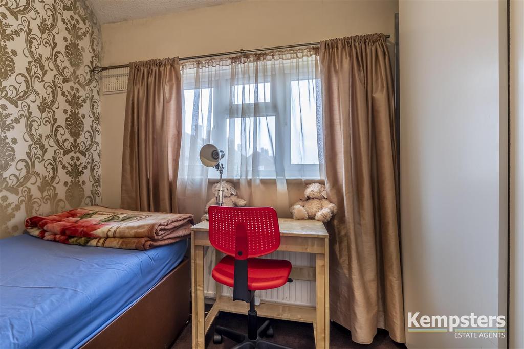 Bedroom 2 2nd.jpg