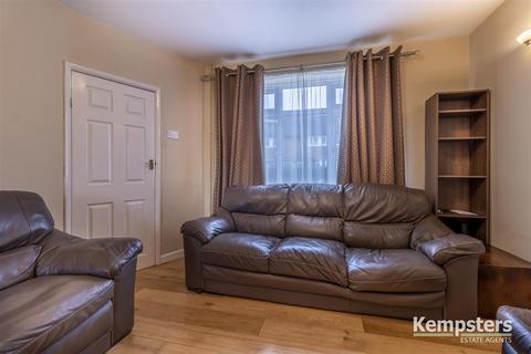 28 Anton Road, South Ockendon, RM15 5AT