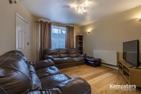 28 Anton Road, South Ockendon, RM15 5AT