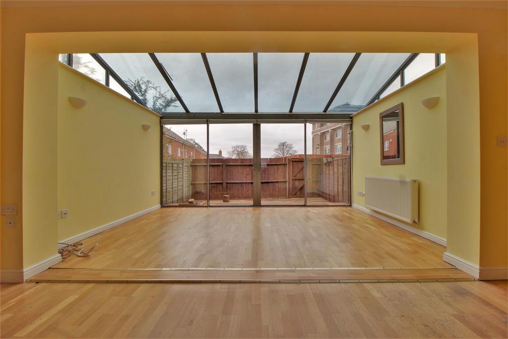 Living / Dining Room