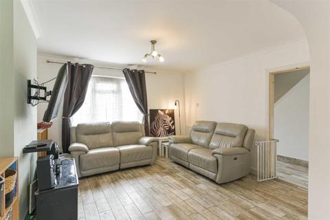 13 Fendall Road, Epsom, KT19 9NZ