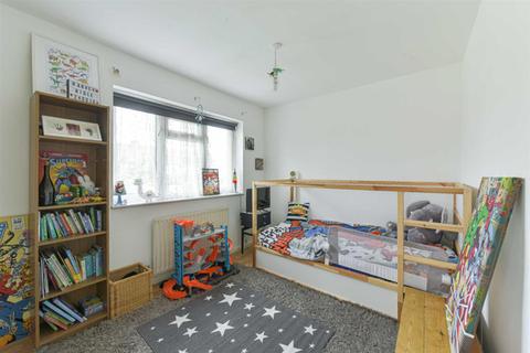 13 Fendall Road, Epsom, KT19 9NZ