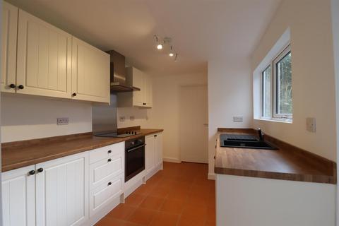 6 Carpalla Terrace, Foxhole, St Austell, PL26 7TZ