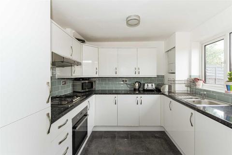 9 Dorset Square, Epsom, KT19 9HX