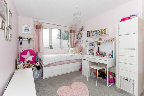 9 Dorset Square, Epsom, KT19 9HX