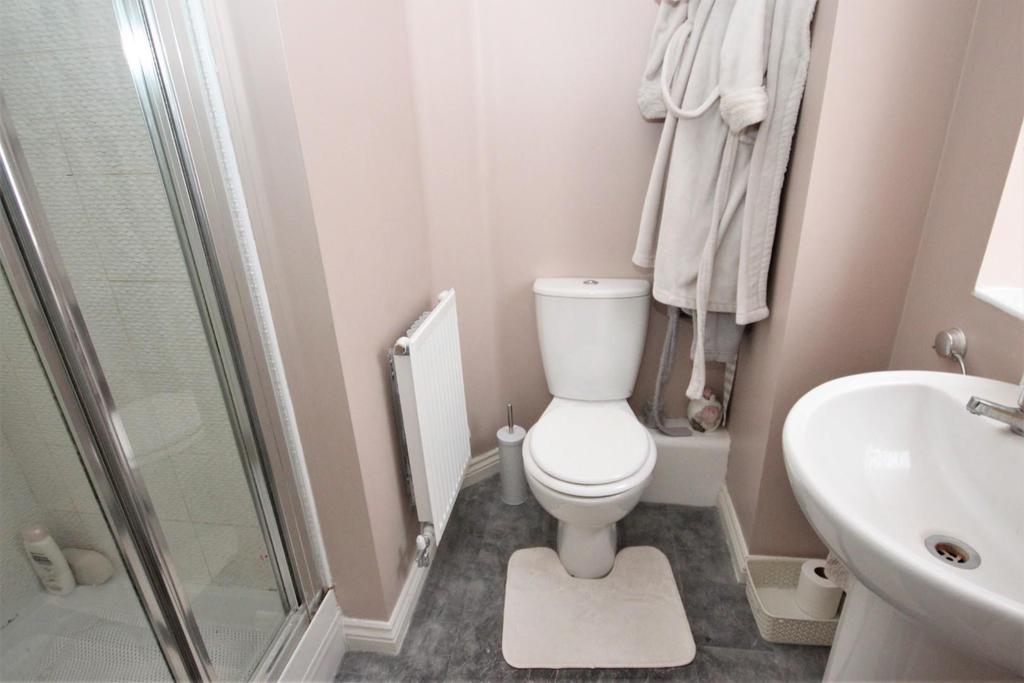 En-suite shower room