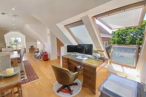 2 bedroom apartment for sale, The Penthouse, Aliston House, 58 Salterton Road, Exmouth