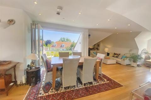 2 bedroom apartment for sale, The Penthouse, Aliston House, The Avenues, Exmouth
