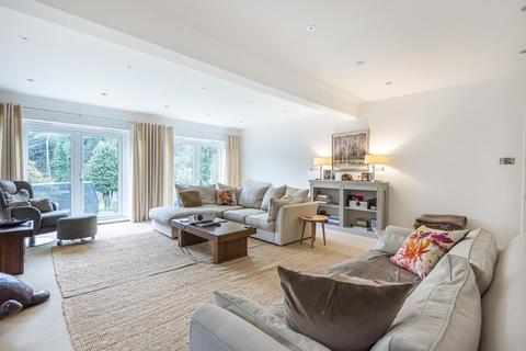 11 Coates Hill Road, Bromley, BR1 2BJ
