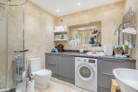 11 Coates Hill Road, Bromley, BR1 2BJ