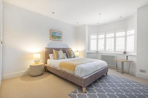 11 Coates Hill Road, Bromley, BR1 2BJ