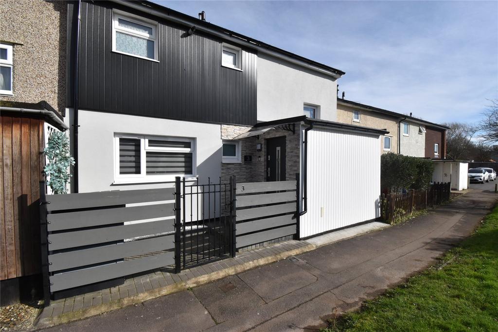 Appledore, Bracknell, Berkshire, RG12 3 bed terraced house £350,000
