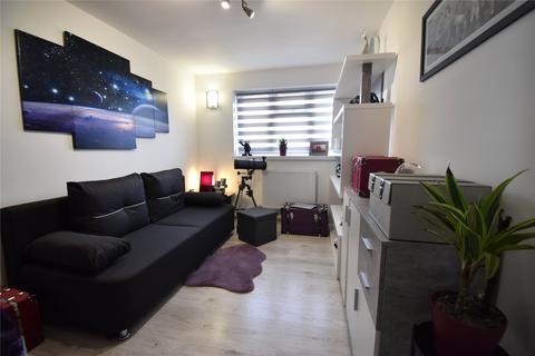 3 Appledore, Bracknell, RG12 8QY
