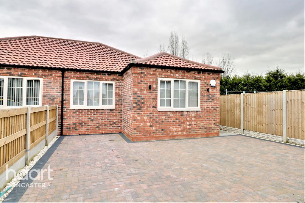 Back Lane, Stainforth, Doncaster 2 bed bungalow £125,000