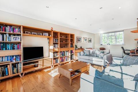 26 Sunmead Road, Sunbury-on-thames, TW16 6PE