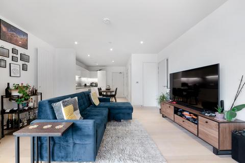 1 bedroom apartment for sale, Summerston House, Royal Wharf, E16