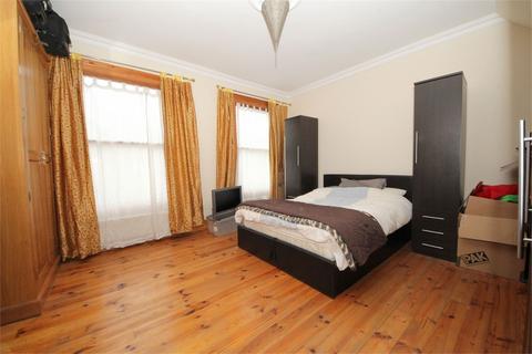 3 Vicars Moor Lane, London, N21 2QN