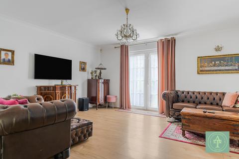 2 bedroom flat for sale, 6 Cunard Crescent, Winchmore Hill, N21
