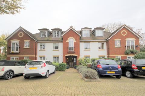 2 bedroom flat for sale, OVER 60S ONLY. Green Lanes, London, N21