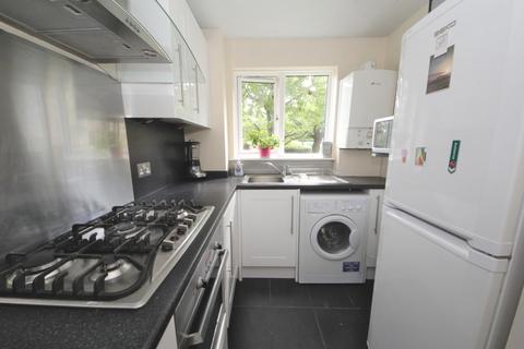 29 Old Farm Avenue, London, N14 5QR