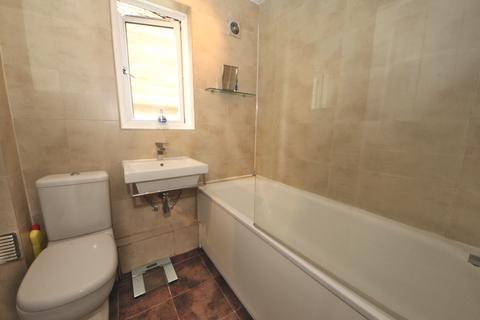 29 Old Farm Avenue, London, N14 5QR