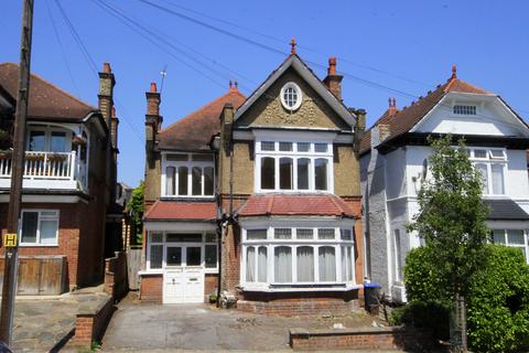 30 Compton Road, London, N21 3NX