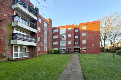 2 bedroom flat for sale, Grange Gardens, Southgate, London, N14