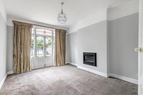 25 Wyatt Park Road, London, SW2 3TN