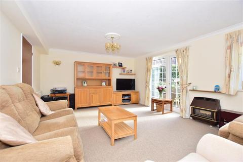 5 Highgrove Road, Chatham, ME5 7QE