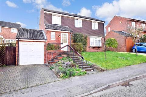 5 Highgrove Road, Chatham, ME5 7QE
