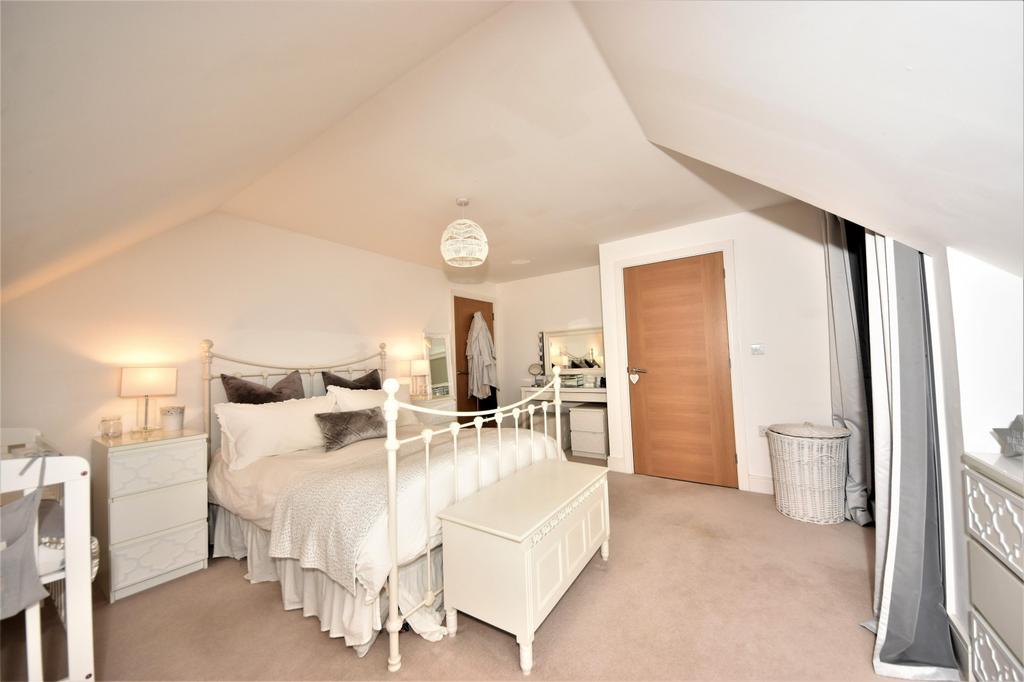 Bedroom different vi