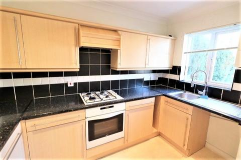 2 bedroom terraced house to rent, Anatase Close, Sittingbourne