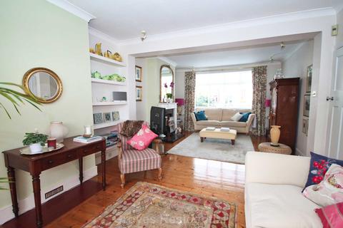 51 Albany Road, New Malden, KT3 3NY
